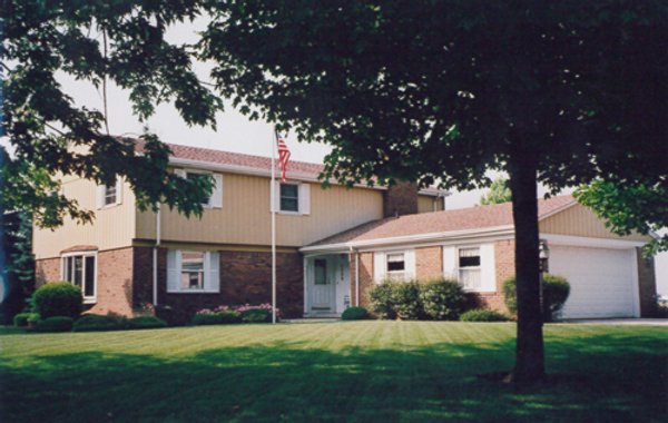Prestigious Woodburn Home Auction